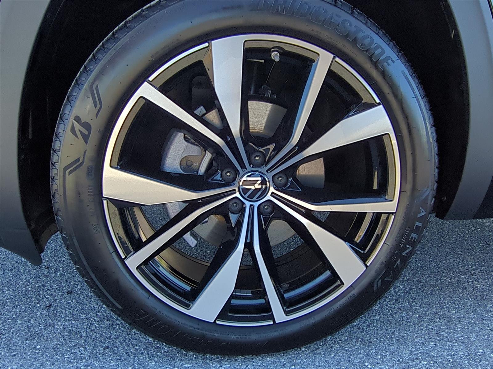 2026 Volkswagen Atlas SEL Premium R-Line - Photo 23