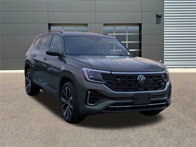 2026 Volkswagen Atlas SEL Premium R-Line's photo