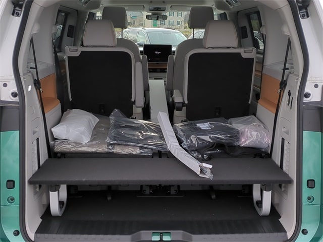 2025 Volkswagen ID. Buzz 1st Edition's photo