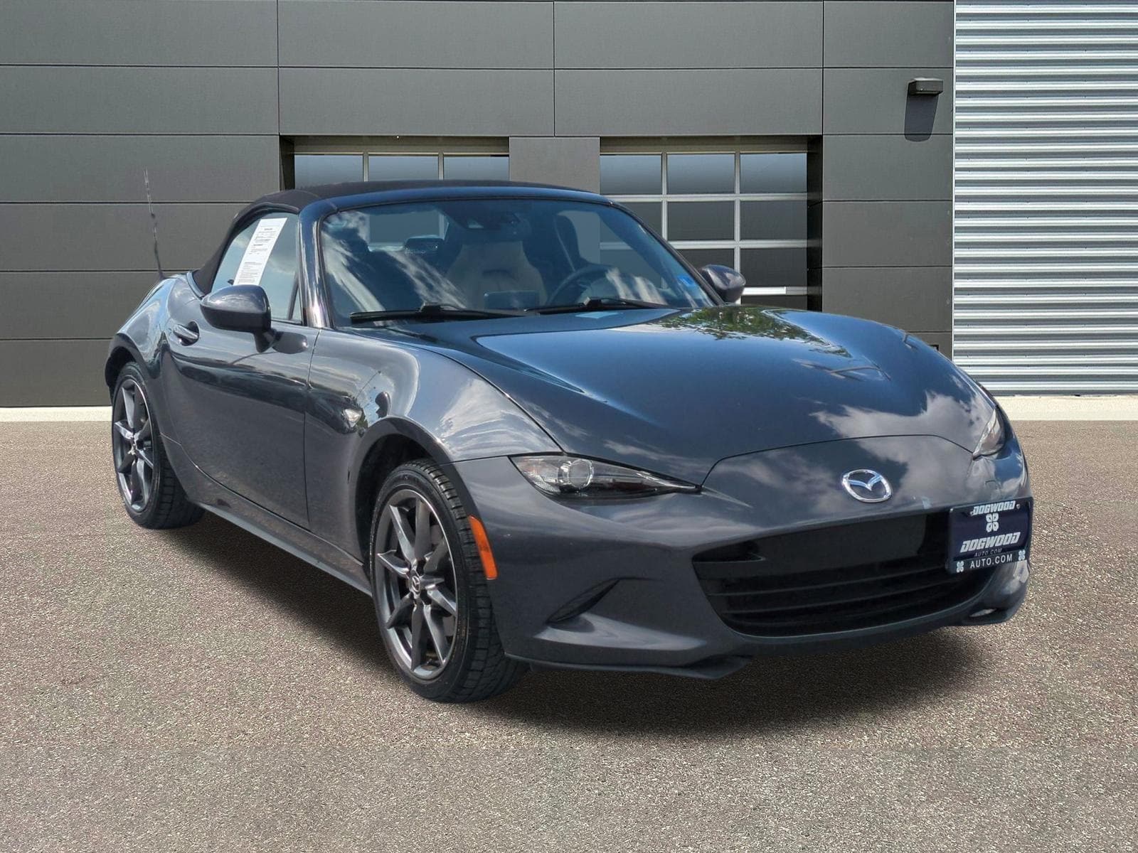 2016 Mazda MX-5 Miata Grand Touring's photo