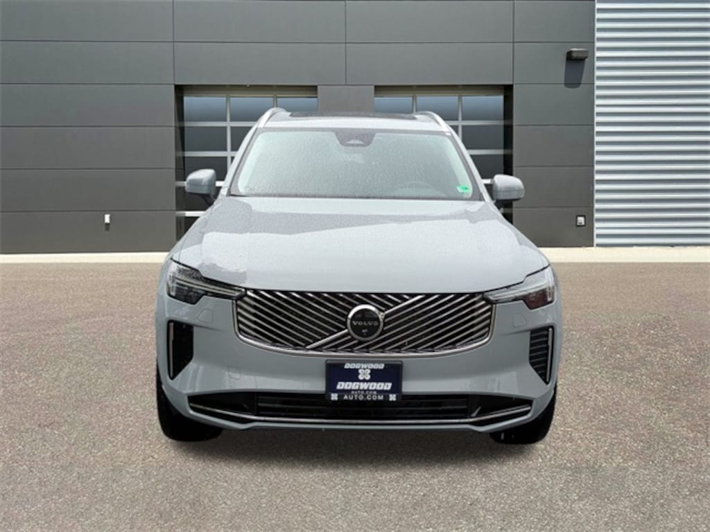 New 2026 Volvo XC90 B6 Plus 7-Seater SUV