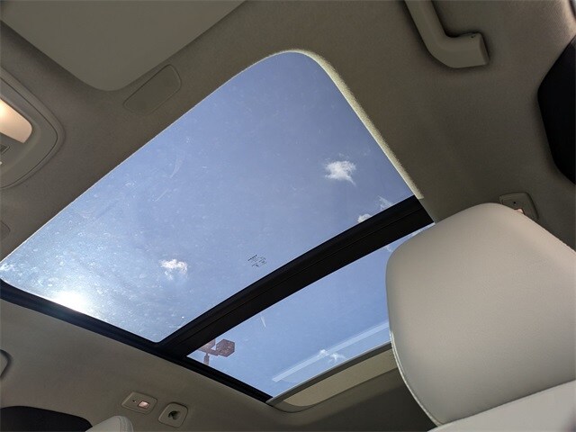 2026 Volvo XC40 Ultra - Photo 14