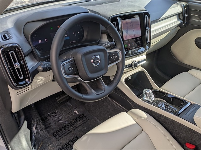 2026 Volvo XC40 Ultra - Photo 9