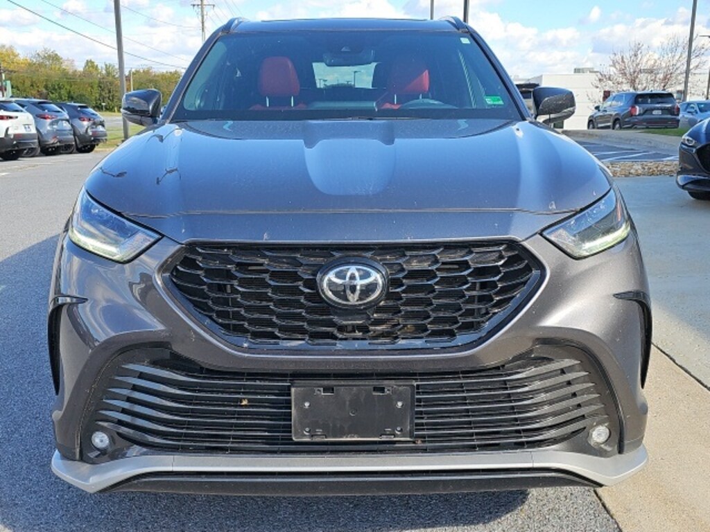 Used 2022 Toyota Highlander XSE SUV