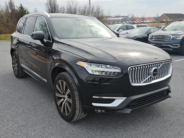 2024 Volvo XC90 Core's photo