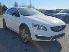 2016 Volvo V60 Cross Country T5 Platinum Wagon