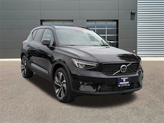 2026 Volvo XC40 B5 Plus AWD