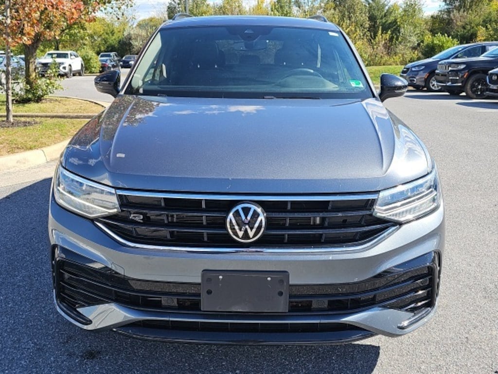 Used 2023 Volkswagen Tiguan 2.0T SE R-Line Black SUV