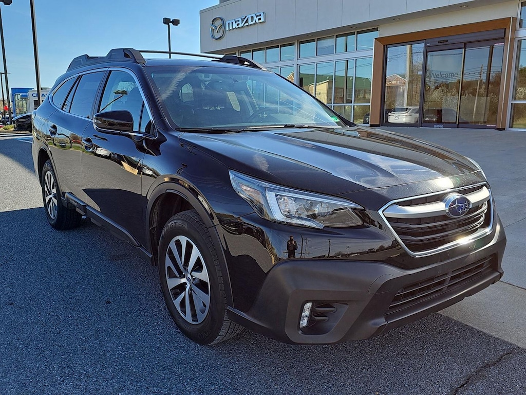 Used 2022 Subaru Outback Premium SUV