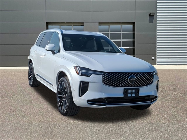 2026 Volvo XC90 Ultra's photo