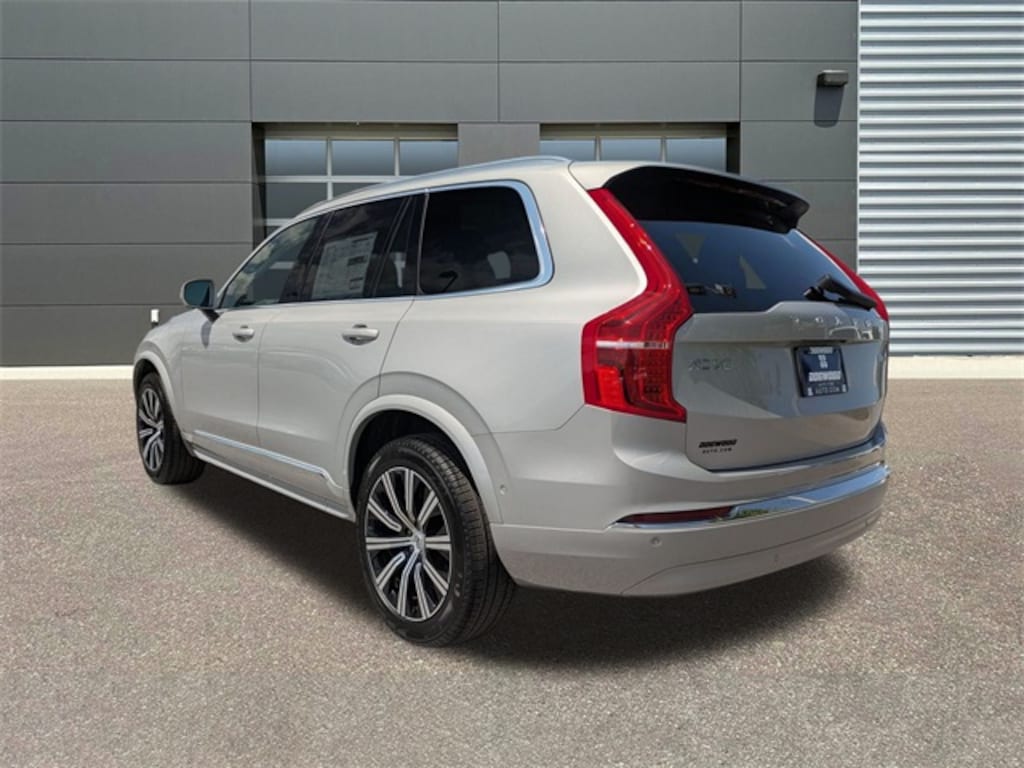 New 2025 Volvo XC90 B6 Plus 7-Seater SUV