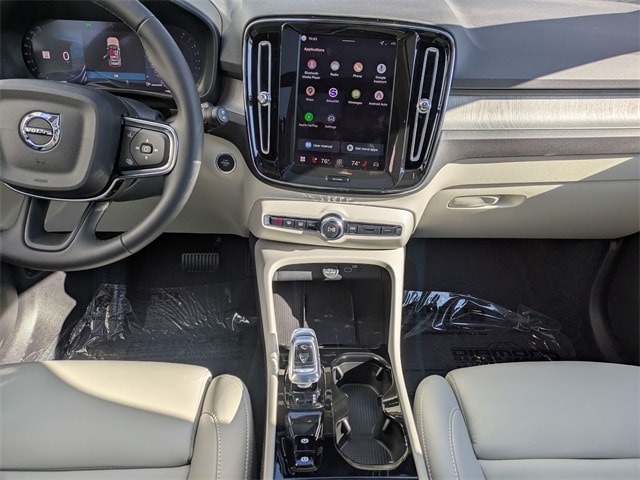 2026 Volvo XC40 Ultra - Photo 21