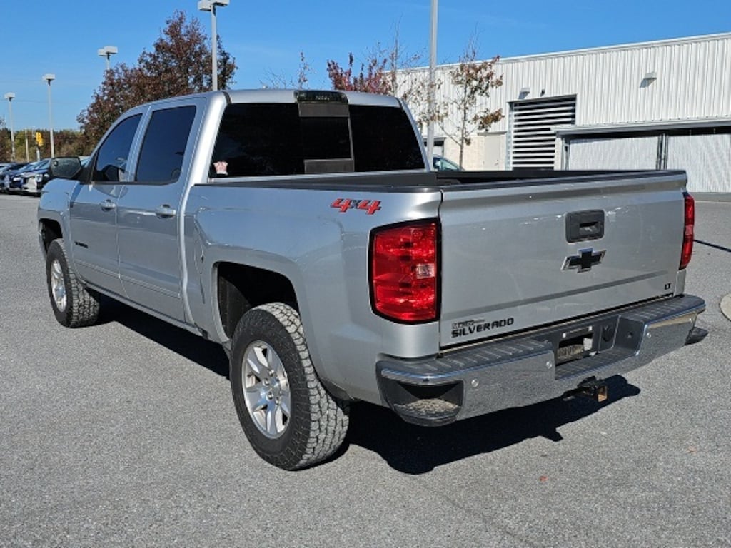 Used 2018 Chevrolet Silverado 1500 LT Truck Crew Cab