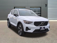 2026 Volvo XC40 B5 Plus AWD