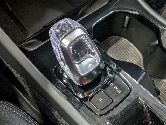 2026 Volvo XC40 Plus - Photo 15