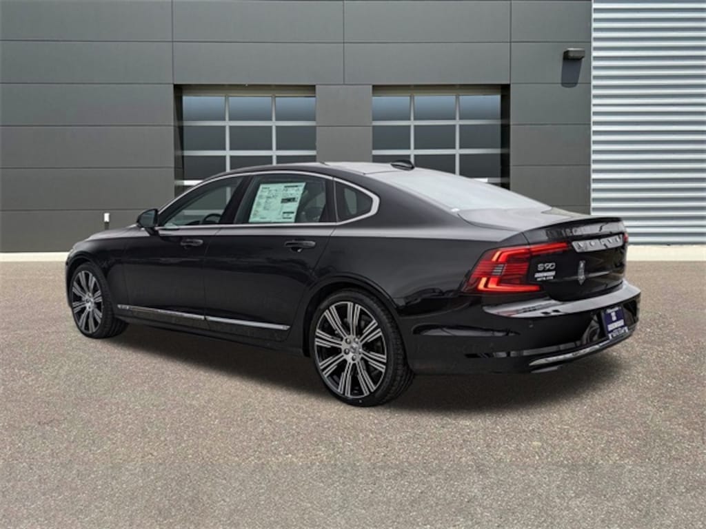 New 2025 Volvo S90 B6 Plus Sedan