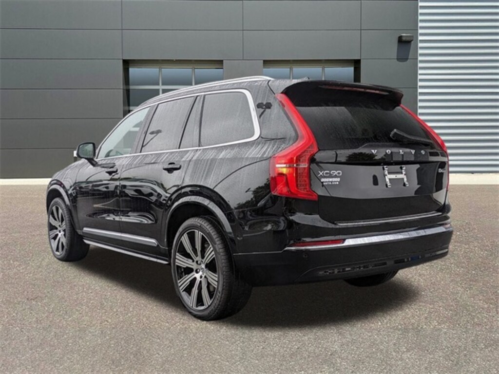 New 2025 Volvo XC90 B6 Plus 7-Seater SUV