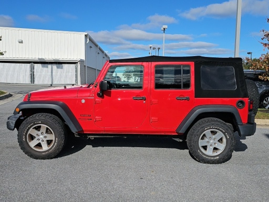 Used 2018 Jeep Wrangler JK Unlimited Sport 4x4 SUV
