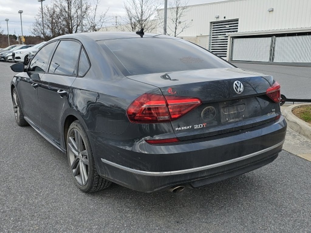 Used 2018 Volkswagen Passat 2.0T R-Line Sedan