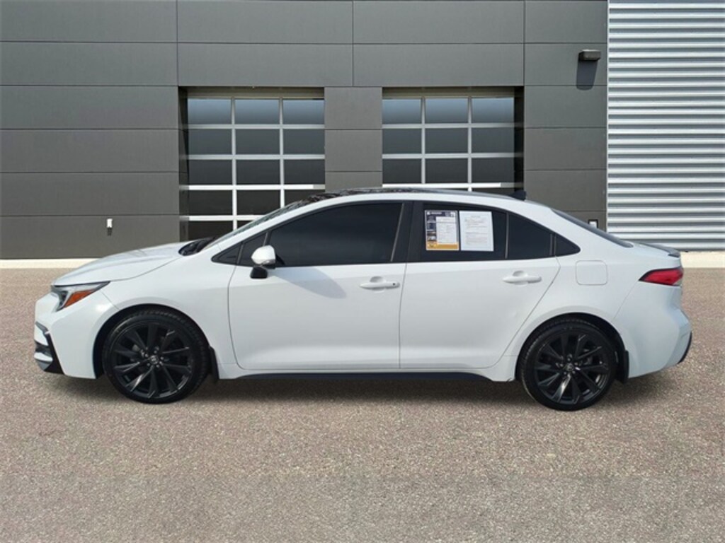 Used 2023 Toyota Corolla SE Sedan