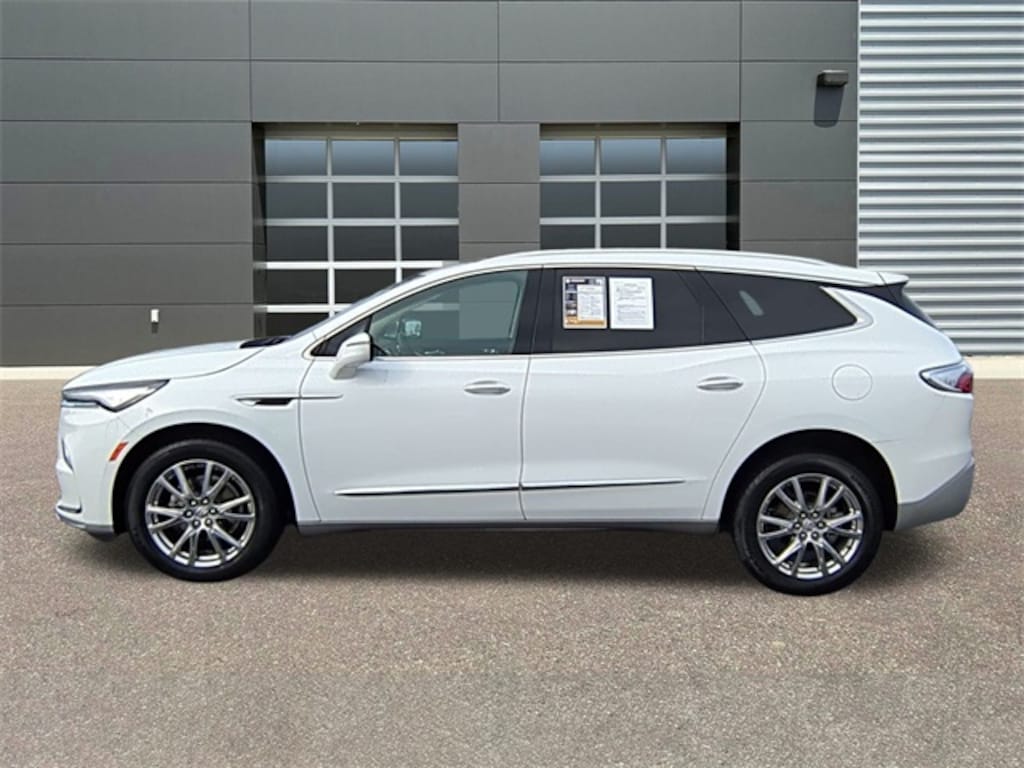 Used 2023 Buick Enclave Essence SUV