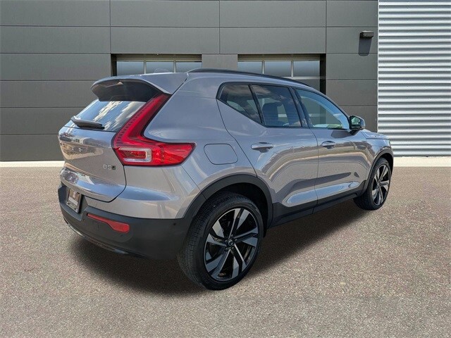 2026 Volvo XC40 Ultra - Photo 7