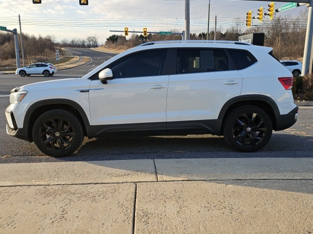 Used 2022 Volkswagen Taos 1.5T SE SUV