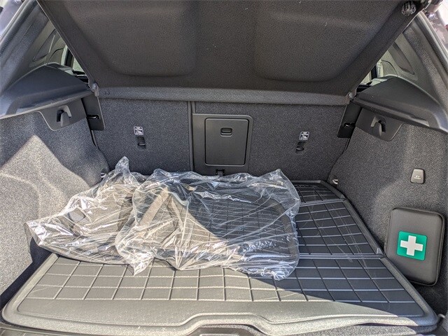 2026 Volvo XC40 Ultra - Photo 20