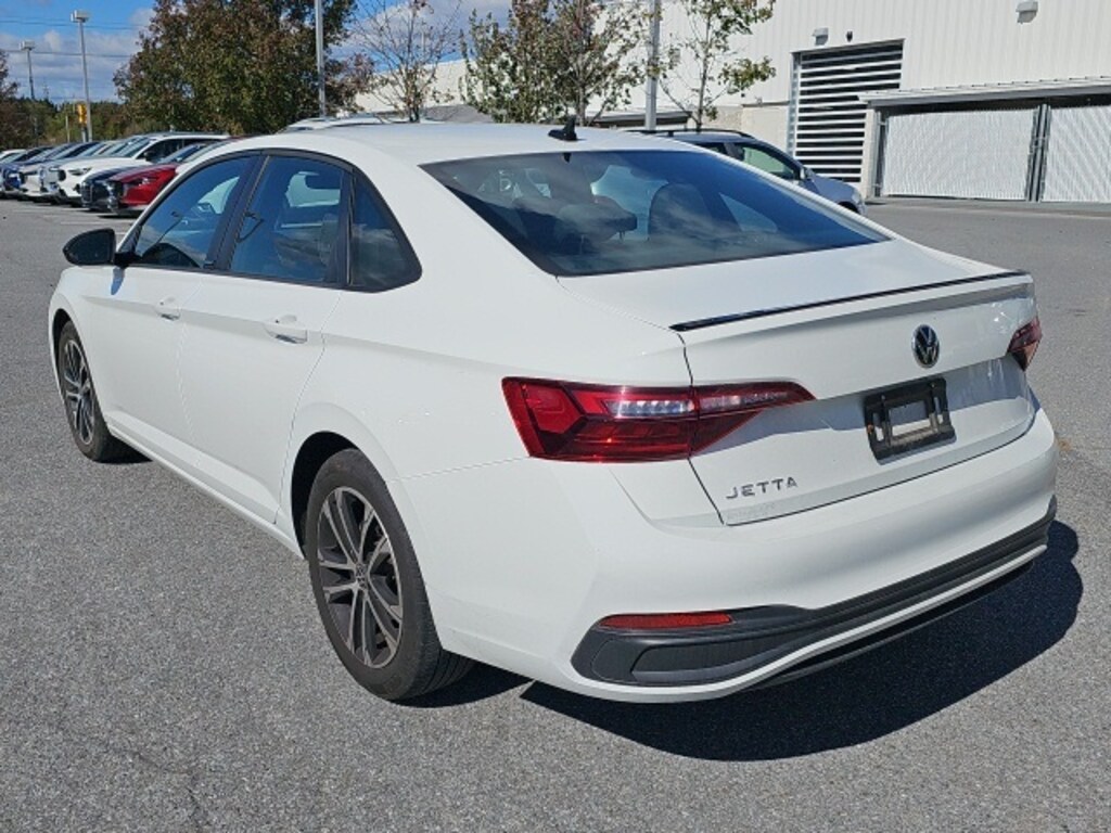 Used 2023 Volkswagen Jetta 1.5T Sport Sedan