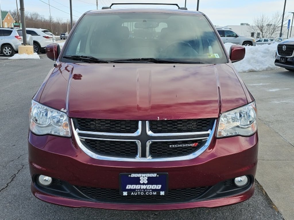 Used 2018 Dodge Grand Caravan SXT Van Passenger Van