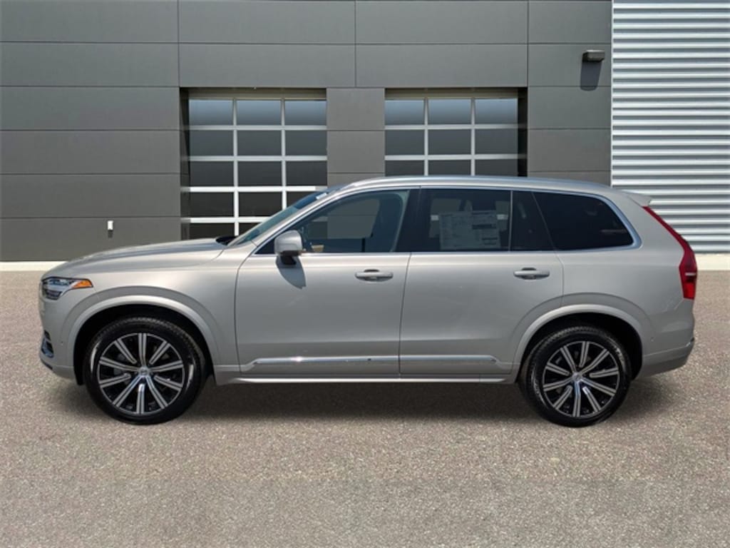 New 2025 Volvo XC90 B6 Plus 7-Seater SUV