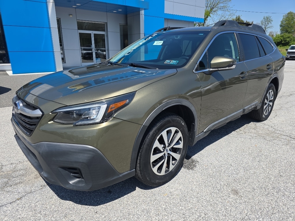 2020 Subaru Outback Premium's photo