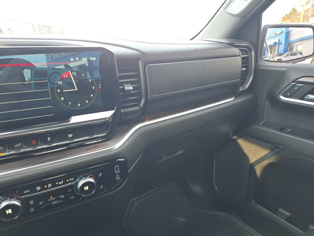 2024 GMC Sierra 1500 SLT - Photo 32