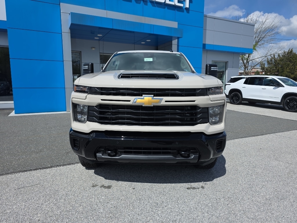 2026 Chevrolet Silverado 2500 HD Custom - Photo 2