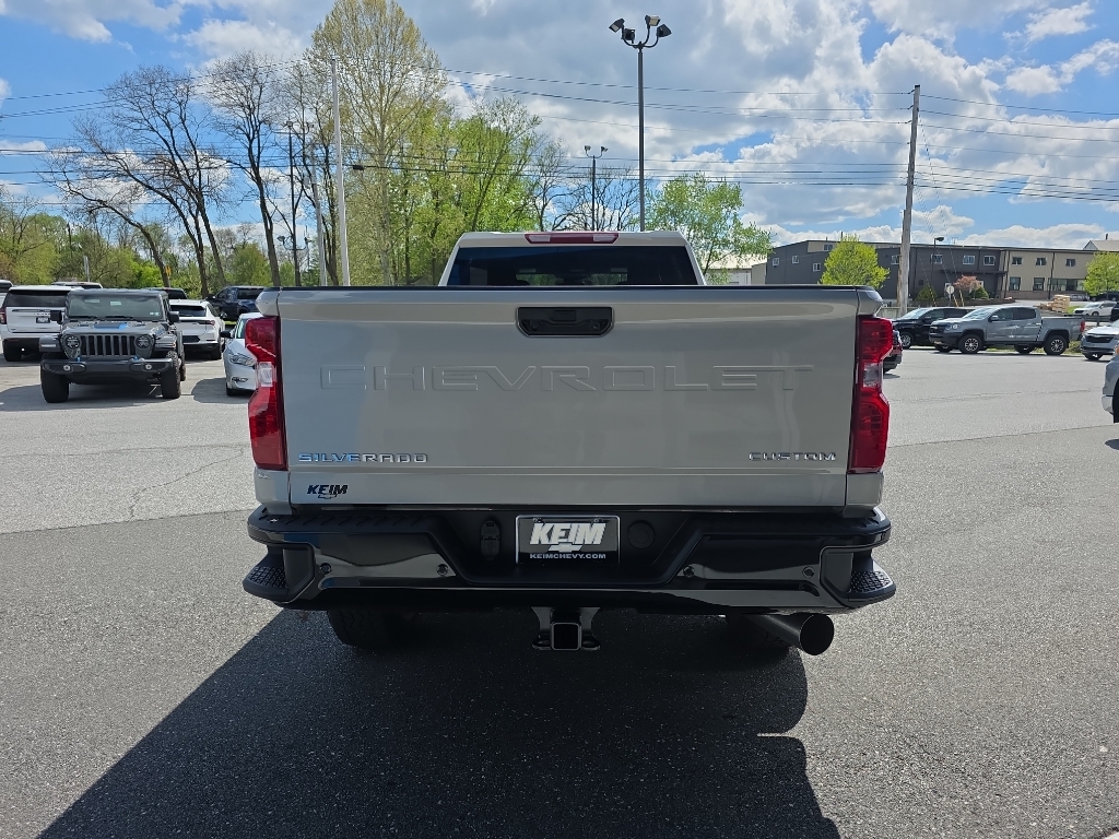 2026 Chevrolet Silverado 2500 HD Custom - Photo 6