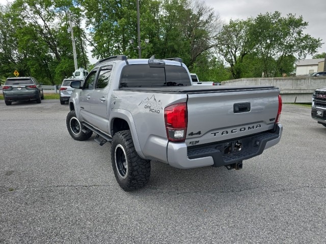 Used 2019 Toyota Tacoma TRD Sport with VIN 5TFCZ5AN3KX173838 for sale in Paradise, PA