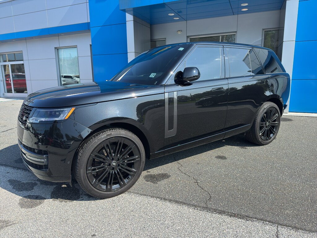 Used 2025 Land Rover Range Rover SE SUV