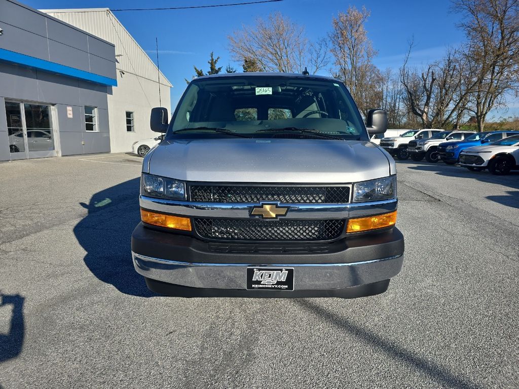2025 Chevrolet Express Cargo Work Van - Photo 6