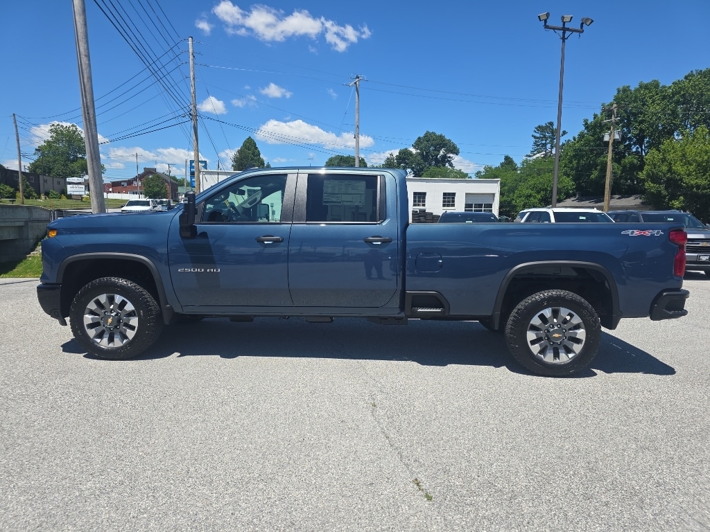 2026 Chevrolet Silverado 2500 HD Custom - Photo 8