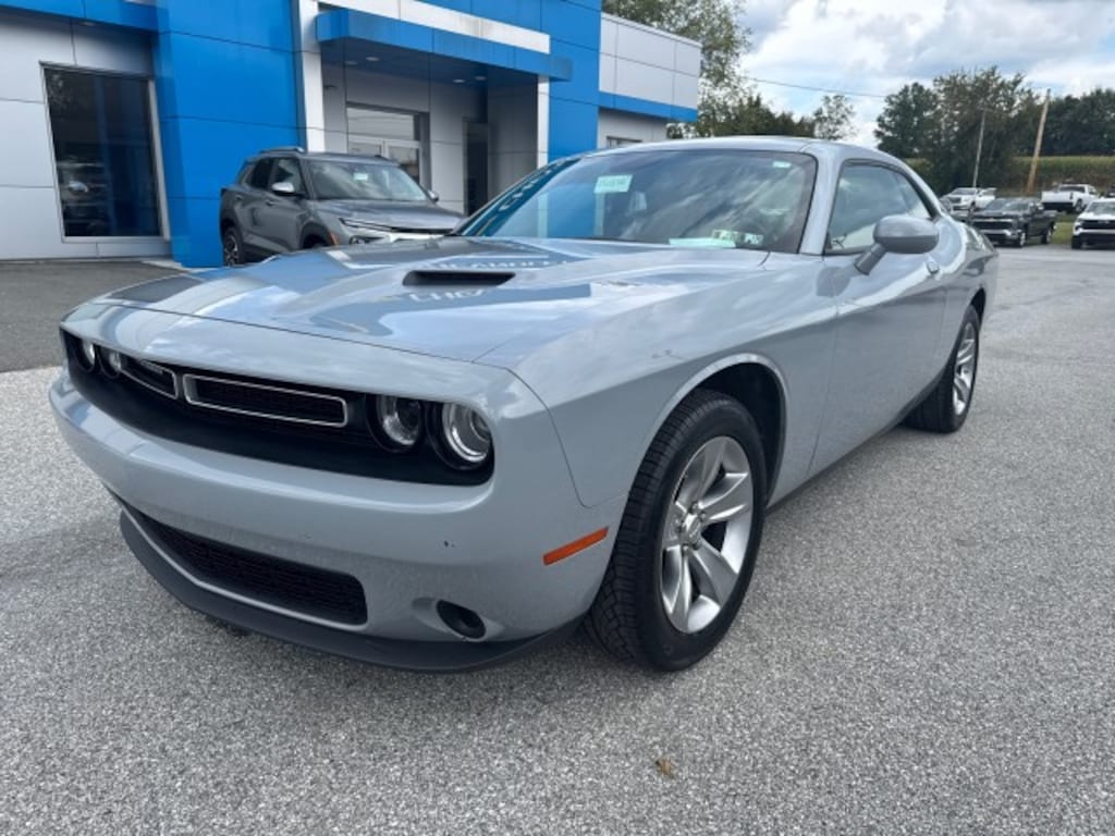 Used 2022 Dodge Challenger SXT Coupe