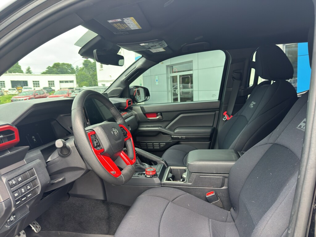 Used 2024 Toyota Tacoma 4WD SR5 Truck Double Cab