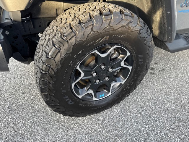 2022 Jeep Wrangler 4xe Unlimited Rubicon photo 3