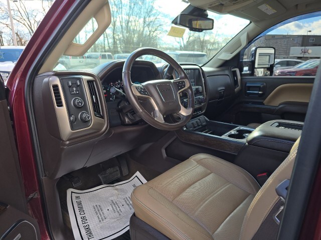 2017 Gmc Sierra 2500 HD Denali photo 4
