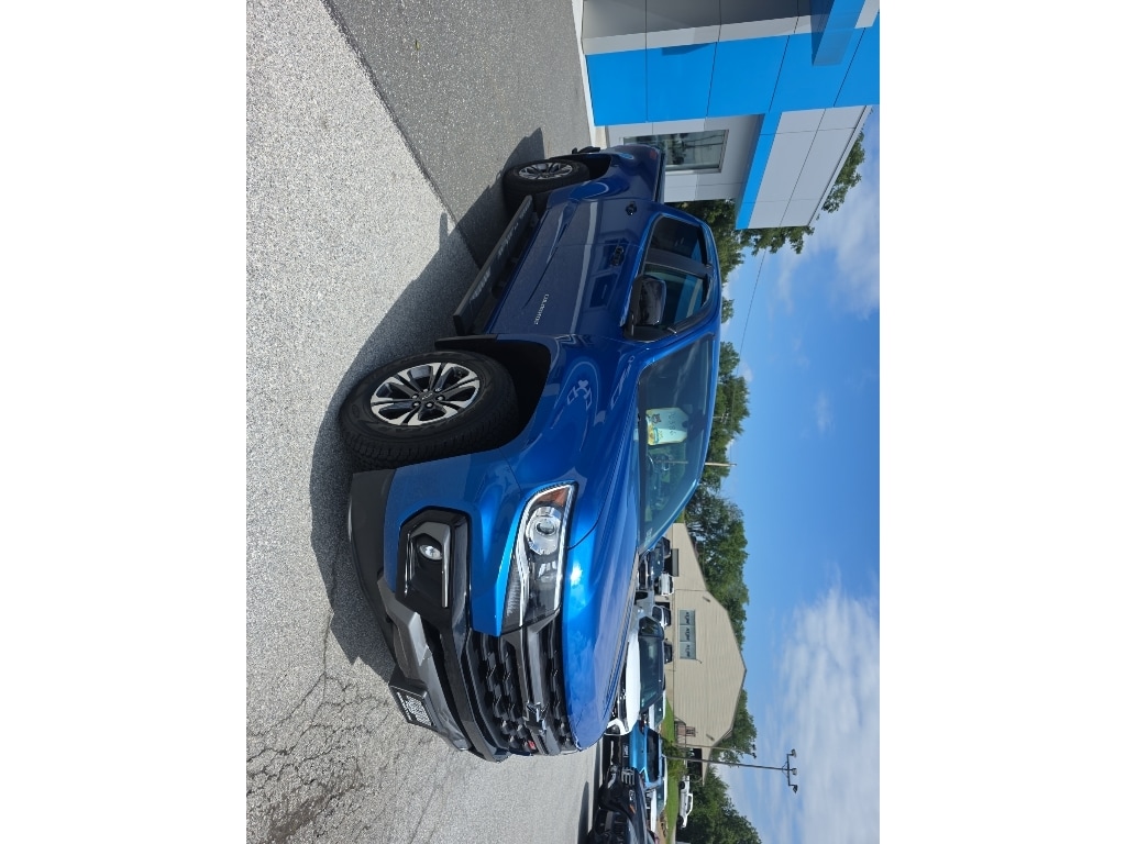 Used 2022 Chevrolet Colorado Z71 Truck Crew Cab
