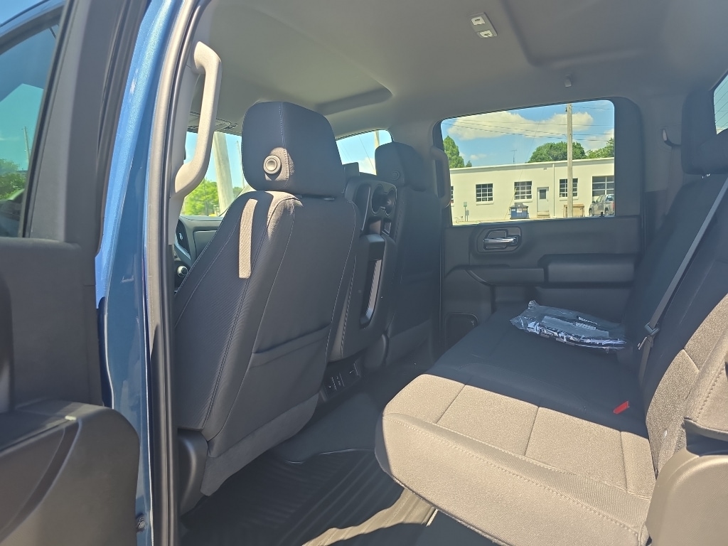 2026 Chevrolet Silverado 2500 HD Custom - Photo 15