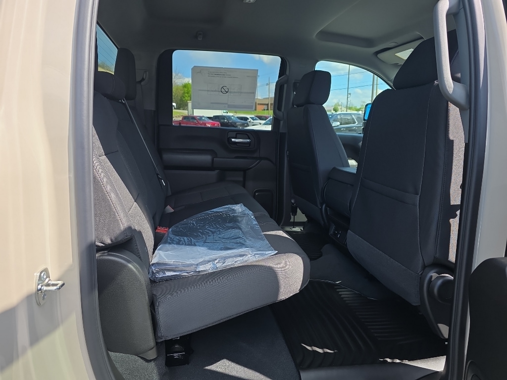 2026 Chevrolet Silverado 2500 HD Custom - Photo 12
