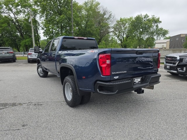 Used 2023 Chevrolet Silverado 3500HD Work Truck with VIN 1GC4YSEY5PF123689 for sale in Paradise, PA