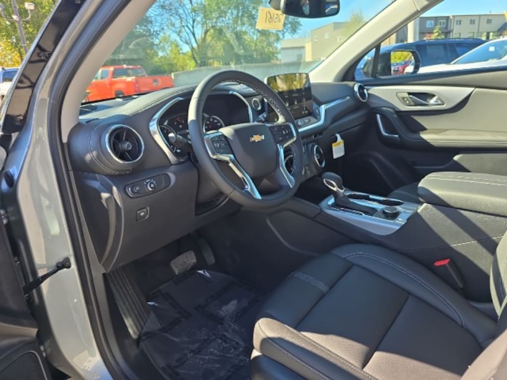 New 2025 Chevrolet Blazer 3LT SUV