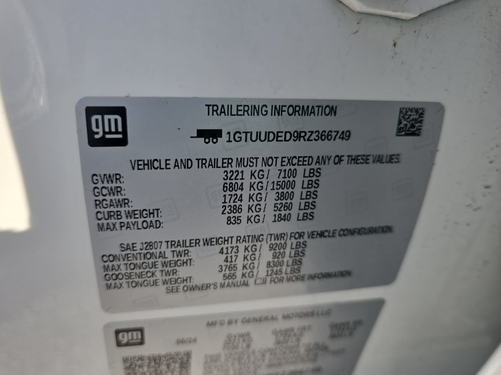 2024 GMC Sierra 1500 SLT - Photo 11