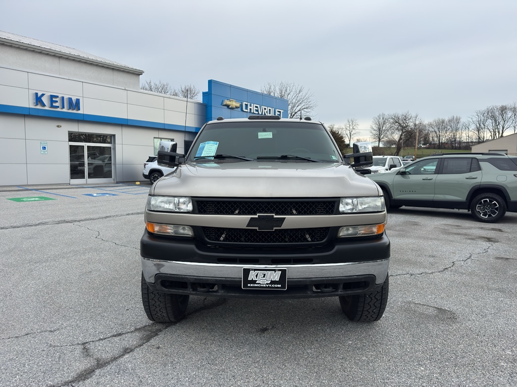 Used 2001 Chevrolet Silverado LT with VIN 1GCHK23151F143859 for sale in Paradise, PA